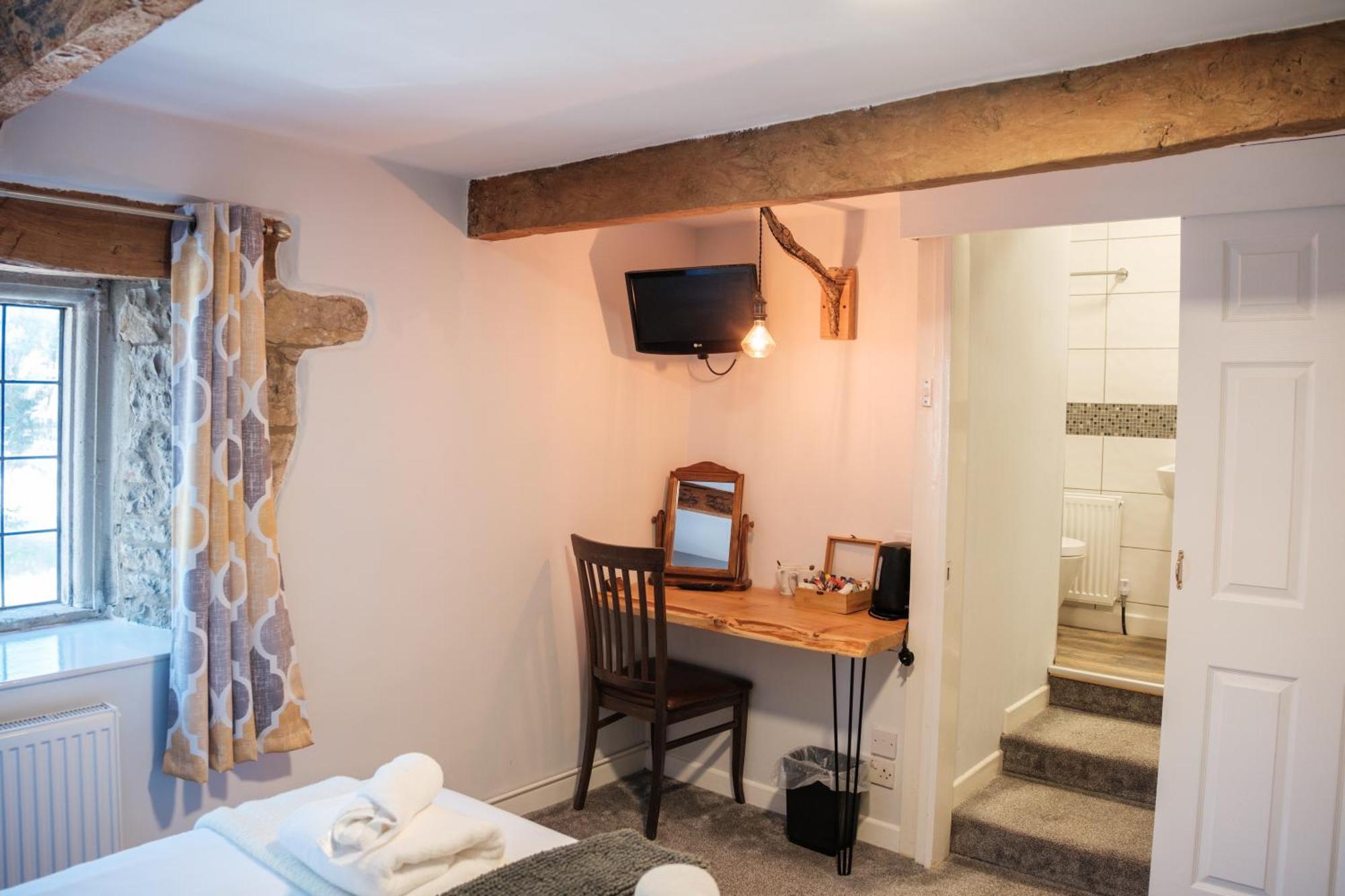 Mullions 51 Bed & Breakfast